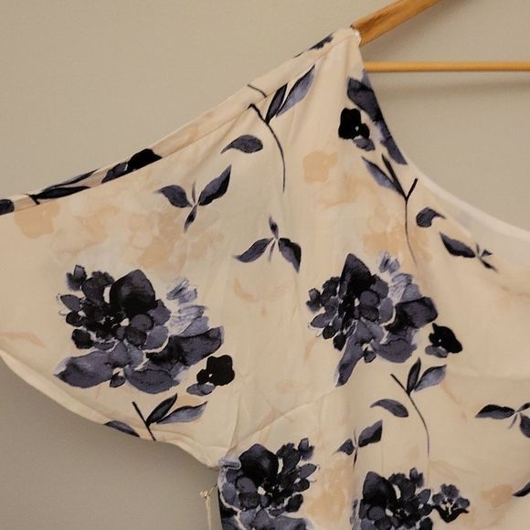 Olivaceous M one sleeve shirt - Picture 3 of 5